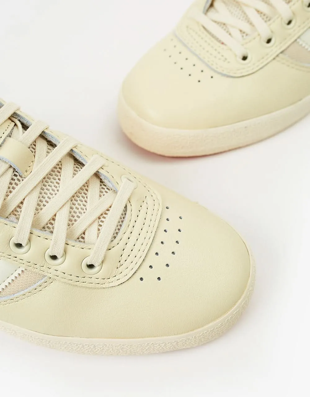 adidas Puig Indoor Skate Shoes - Chalk White/Chalk White/Scarlet