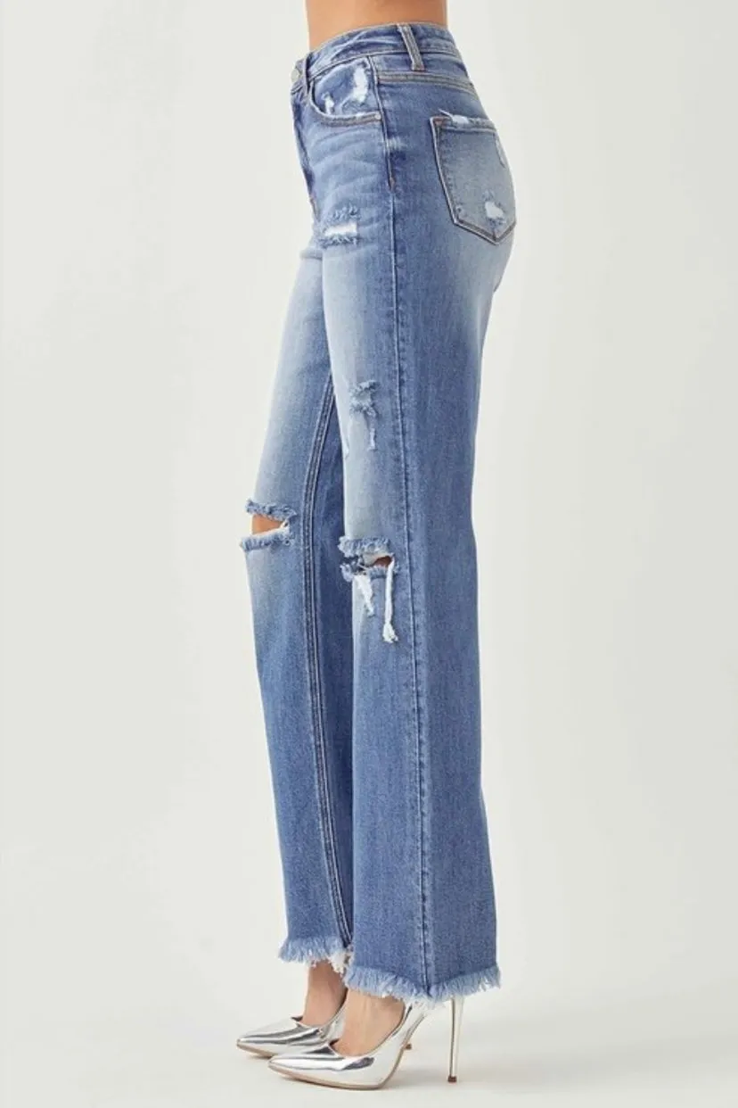 Fall For It Jeans - Medium Wash