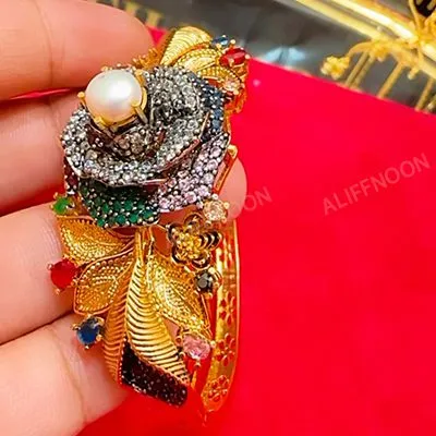 Pearl Stone Kangan Bracelet