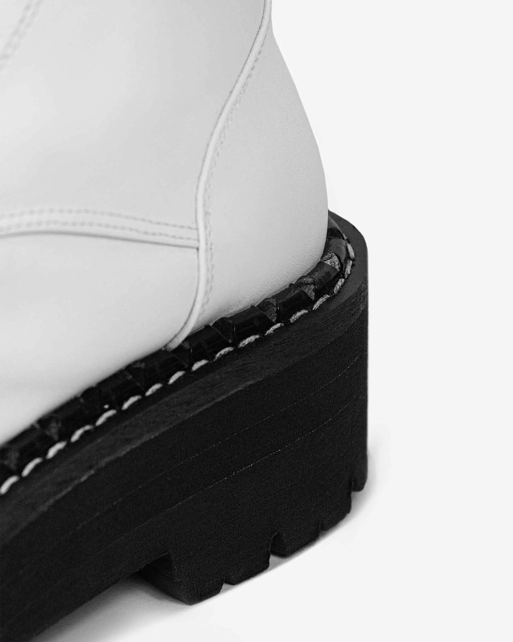 Worker Monster Cactus Leather Boots White